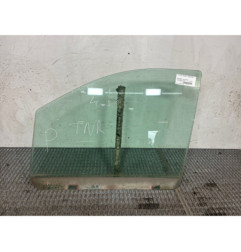 Vitre avant gauche MERCEDES VITO 639