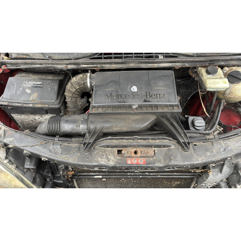Vitre avant gauche MERCEDES VITO 639 Photo n°20