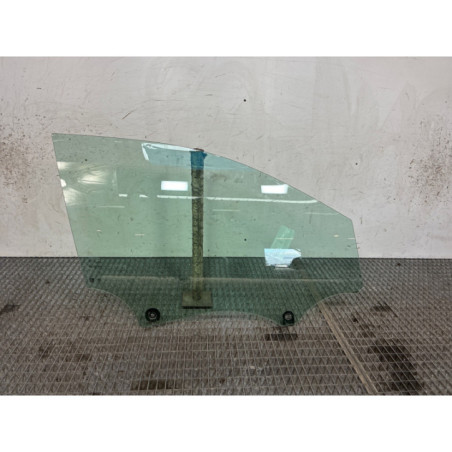 Vitre avant droit PEUGEOT 3008 2