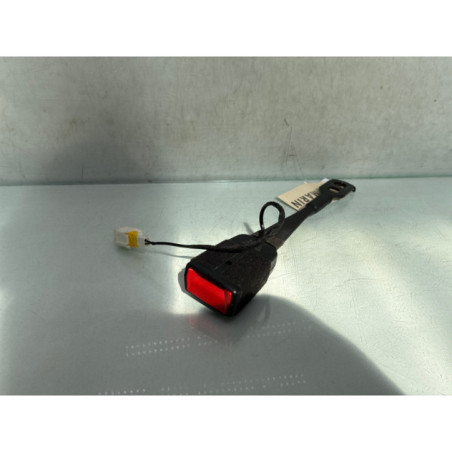 Attache ceinture avant droit PEUGEOT 3008 2 Photo n°1