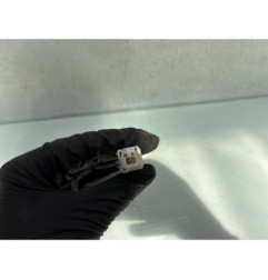 Attache ceinture avant droit PEUGEOT 3008 2