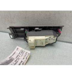 Interrupteur de leve vitre avant gauche TOYOTA YARIS 2