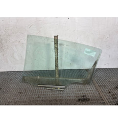 Vitre arriere droit TOYOTA YARIS 3