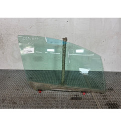 Vitre avant droit TOYOTA YARIS 3