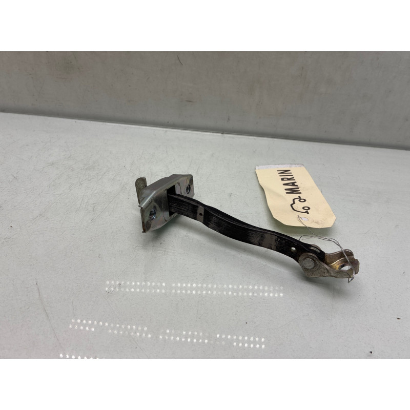 Arret de porte arriere droit TOYOTA YARIS 3 Photo n°3