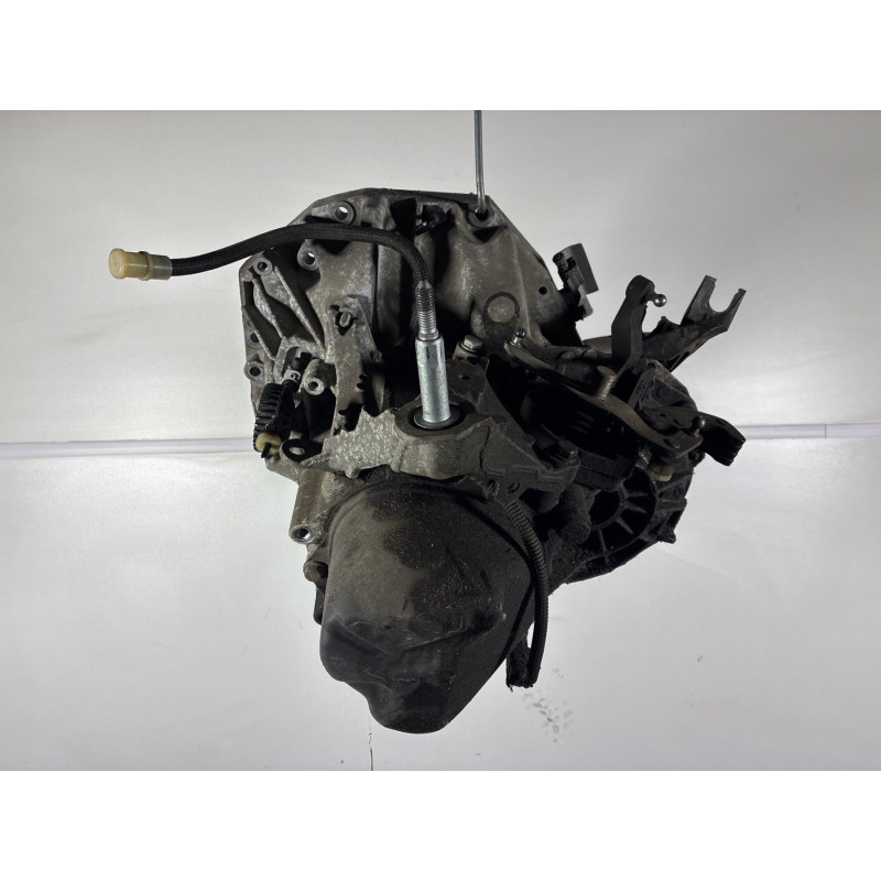 Boite de vitesses RENAULT CLIO 4 Photo n°3