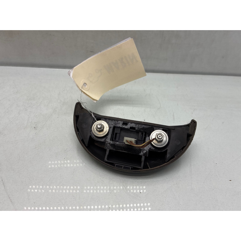 Bouton de coffre OPEL MERIVA A Photo n°1