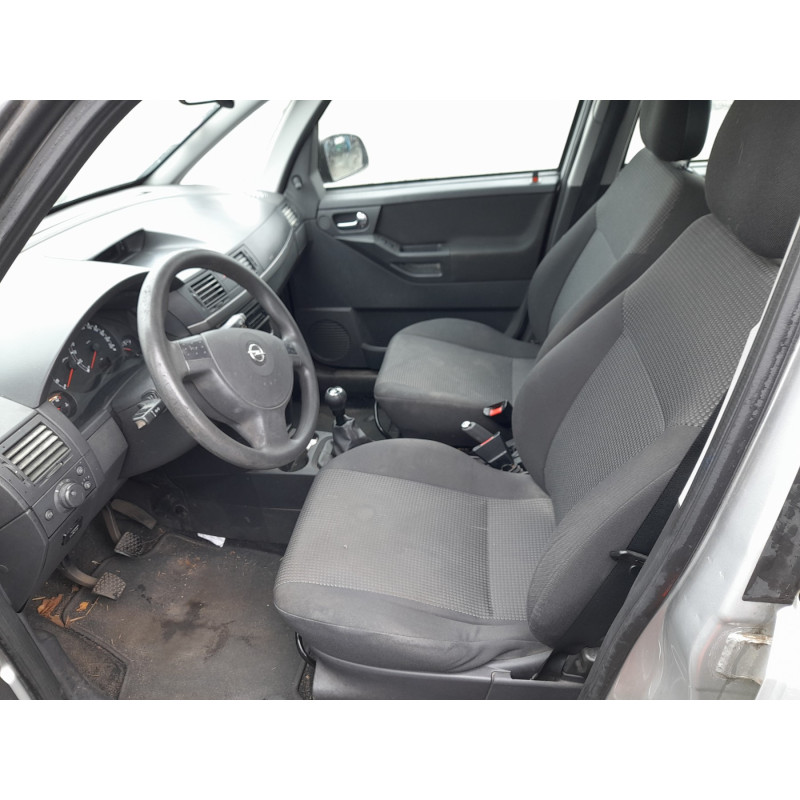 Bouton de coffre OPEL MERIVA A Photo n°10