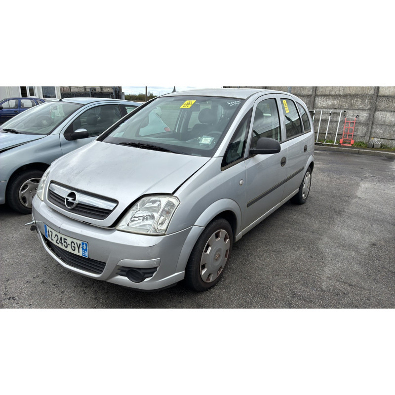 Bouton de coffre OPEL MERIVA A Photo n°19