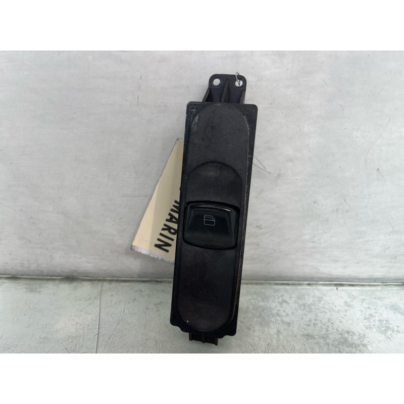 Interrupteur de leve vitre avant droit MERCEDES VITO 639 Photo n°4