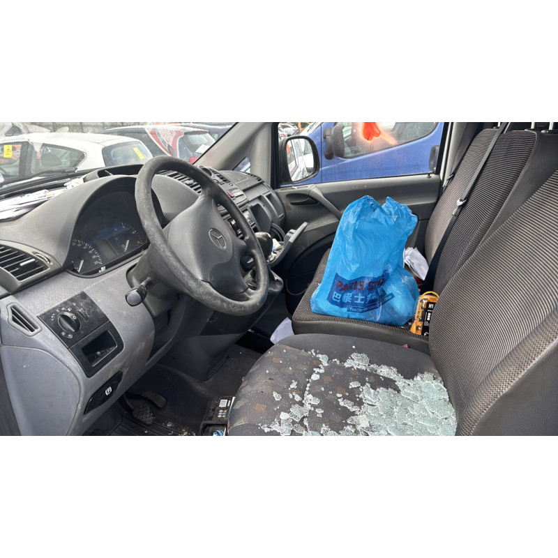 Interrupteur de leve vitre avant droit MERCEDES VITO 639 Photo n°14