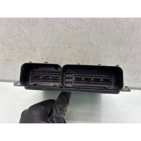 Calculateur moteur VOLKSWAGEN POLO 5 Photo n°1