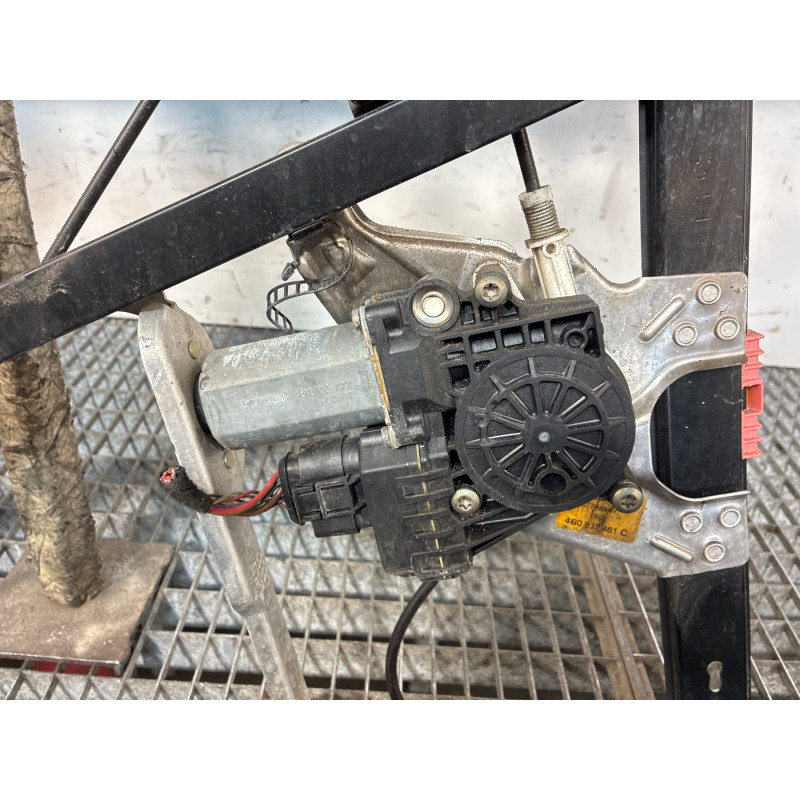 Leve vitre electrique avant gauche AUDI A6 2 Photo n°3