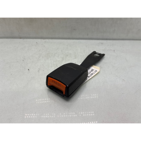 Attache ceinture avant gauche OPEL AGILA A