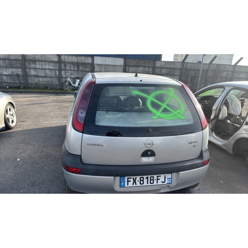 Vitre arriere gauche OPEL CORSA C Photo n°7