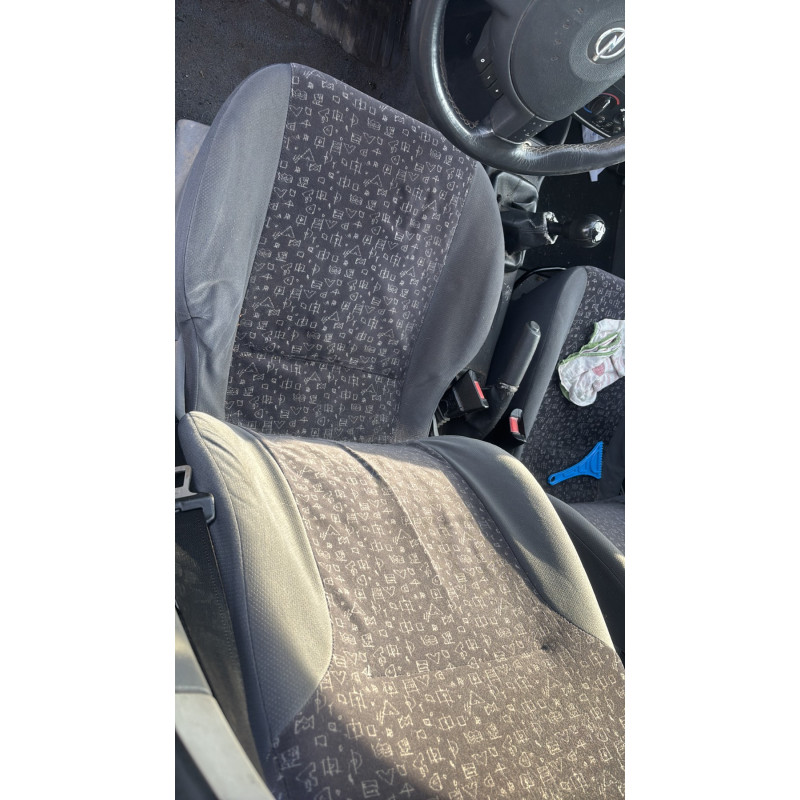 Vitre arriere gauche OPEL CORSA C Photo n°13