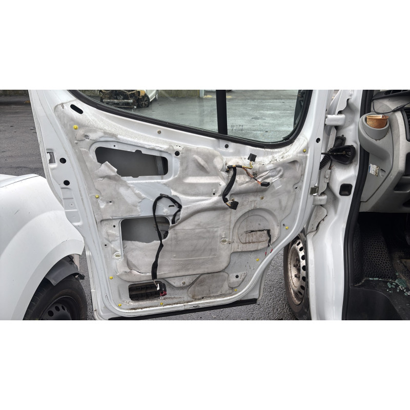 Interrupteur de leve vitre avant droit OPEL VIVARO 1 Photo n°12