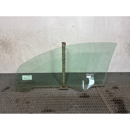 Vitre avant droit PEUGEOT 206