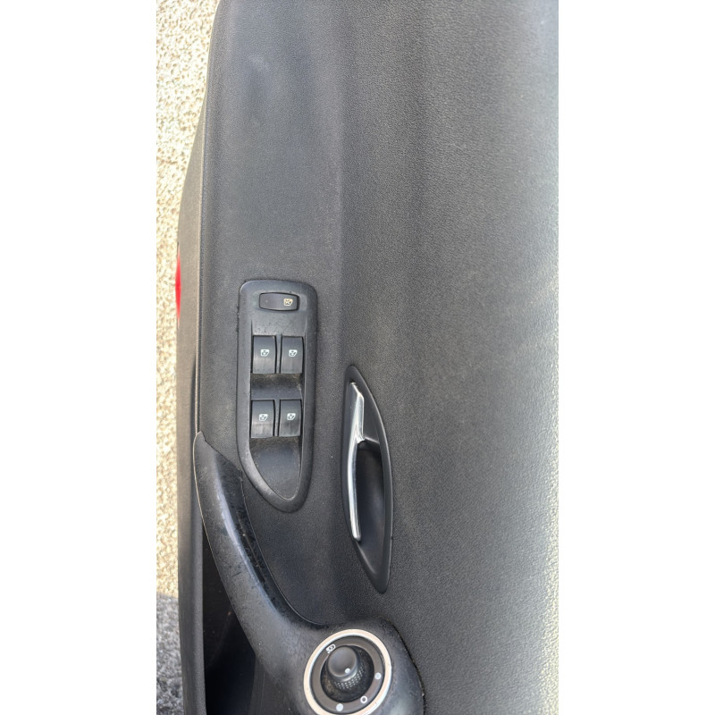 Vitre arriere gauche RENAULT LAGUNA 2 Photo n°14