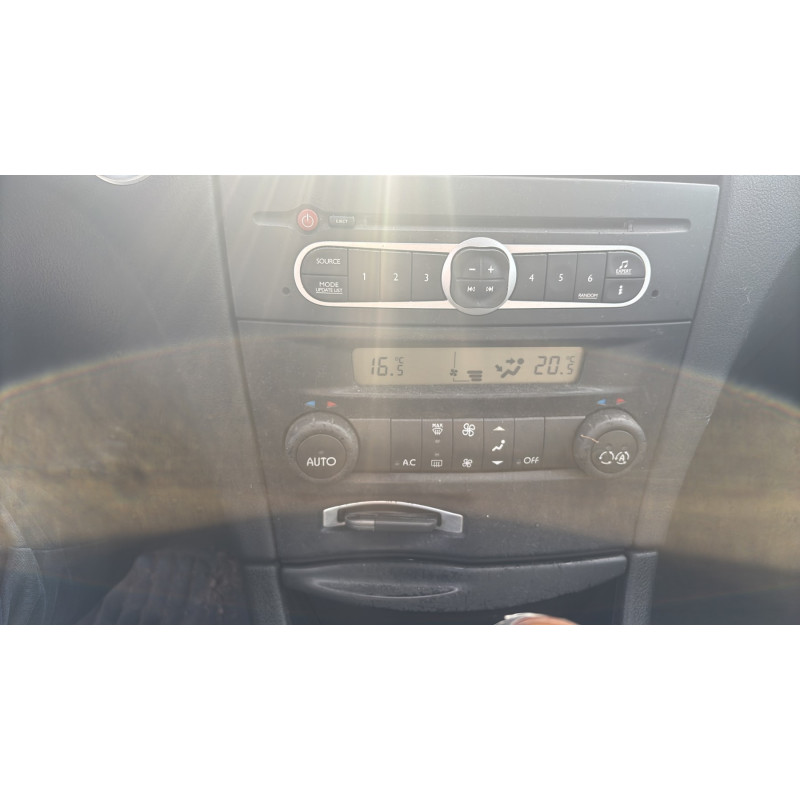 Vitre arriere gauche RENAULT LAGUNA 2 Photo n°20