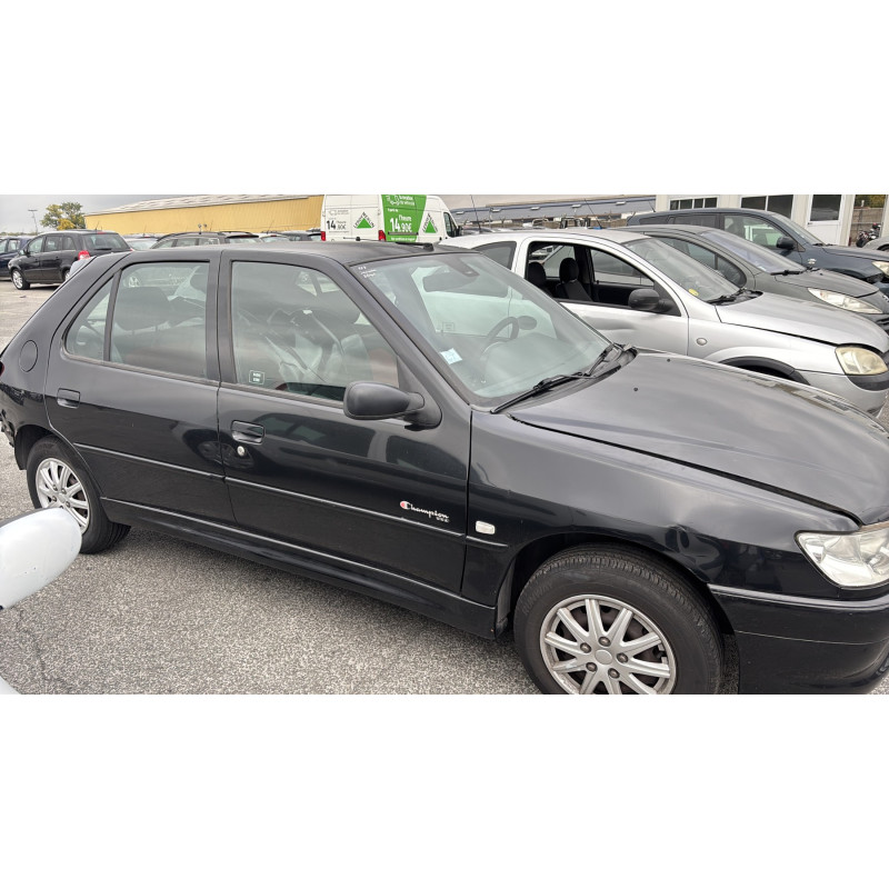 Interrupteur de leve vitre avant droit PEUGEOT 306 Photo n°10