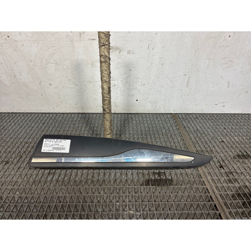 Baguette de porte arriere gauche  RENAULT CLIO 4 Photo n°1