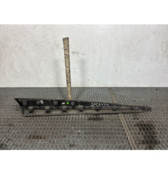 Baguette de porte avant gauche RENAULT CLIO 4