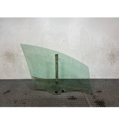 Vitre avant gauche RENAULT CLIO 4 Photo n°1