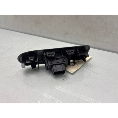 Interrupteur de leve vitre avant droit CITROEN C3 2