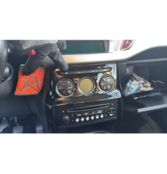Interrupteur de leve vitre avant droit CITROEN C3 2