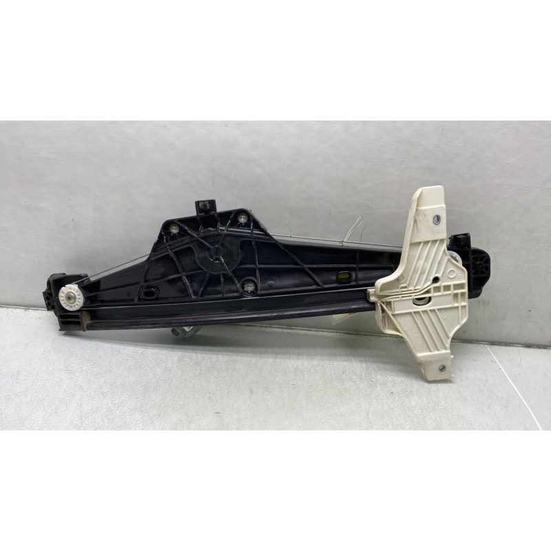 Leve vitre electrique arriere gauche PEUGEOT 3008 2 Photo n°1
