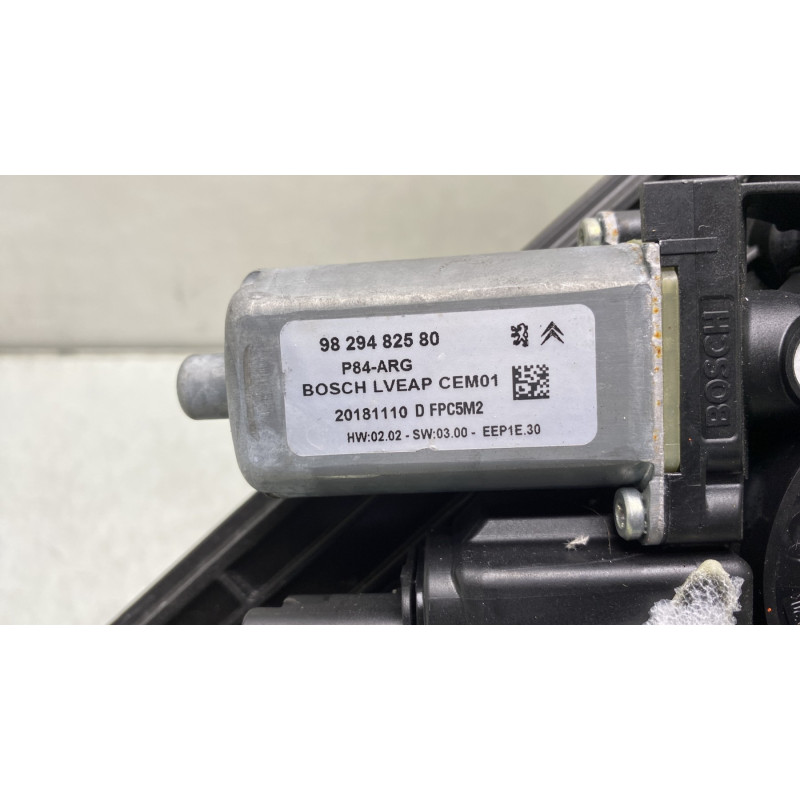 Leve vitre electrique arriere gauche PEUGEOT 3008 2 Photo n°4