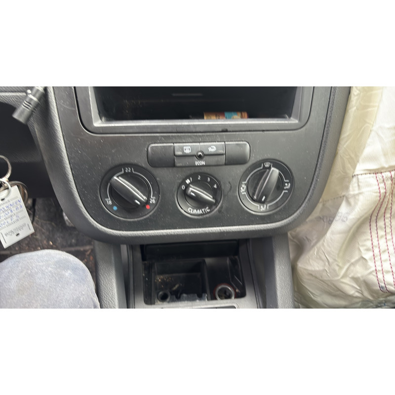 Vitre arriere gauche VOLKSWAGEN GOLF 5 Photo n°6