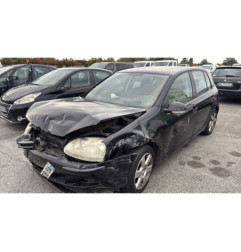 Vitre arriere gauche VOLKSWAGEN GOLF 5