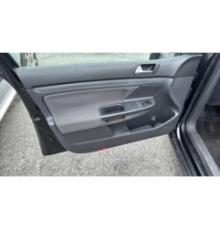 Vitre arriere gauche VOLKSWAGEN GOLF 5