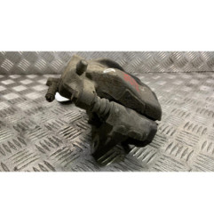 Etrier avant droit (freinage) TOYOTA AURIS 1