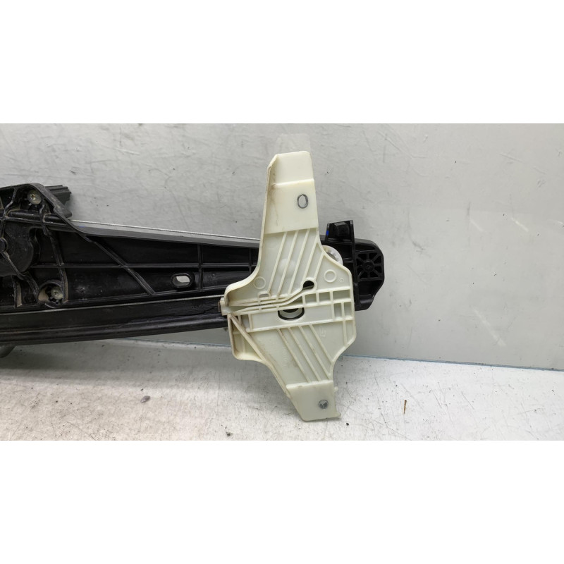 Leve vitre electrique arriere gauche PEUGEOT 3008 2 Photo n°4