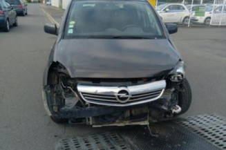 Pare choc arriere OPEL ZAFIRA B