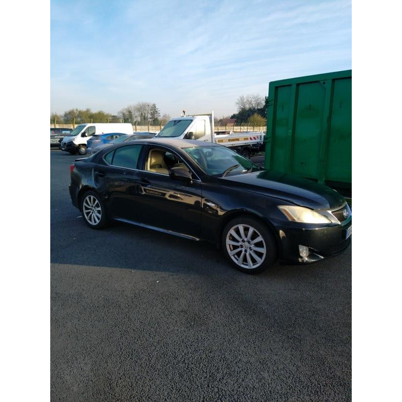 Etrier avant droit (freinage) LEXUS IS 2 Photo n°9
