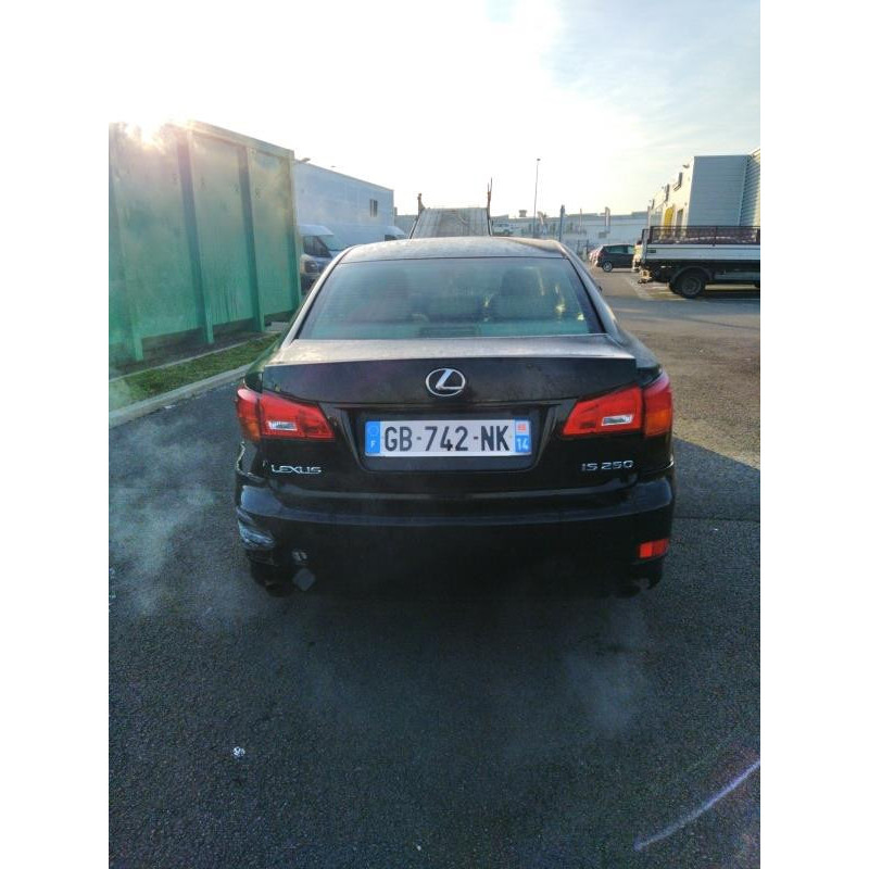 Etrier avant droit (freinage) LEXUS IS 2 Photo n°12