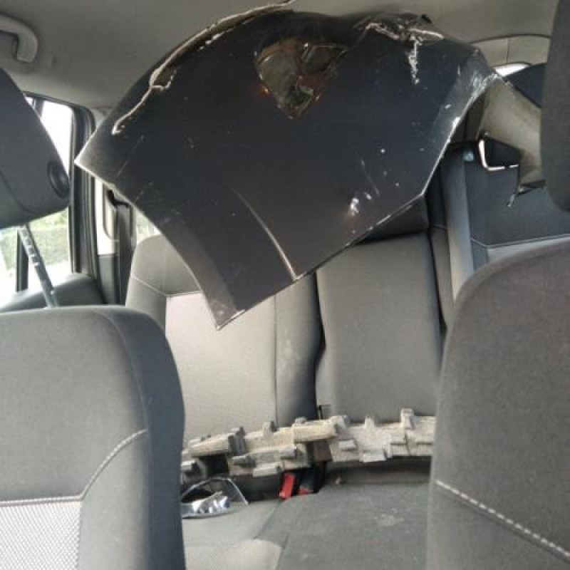 Pare choc arriere OPEL ZAFIRA B Photo n°15