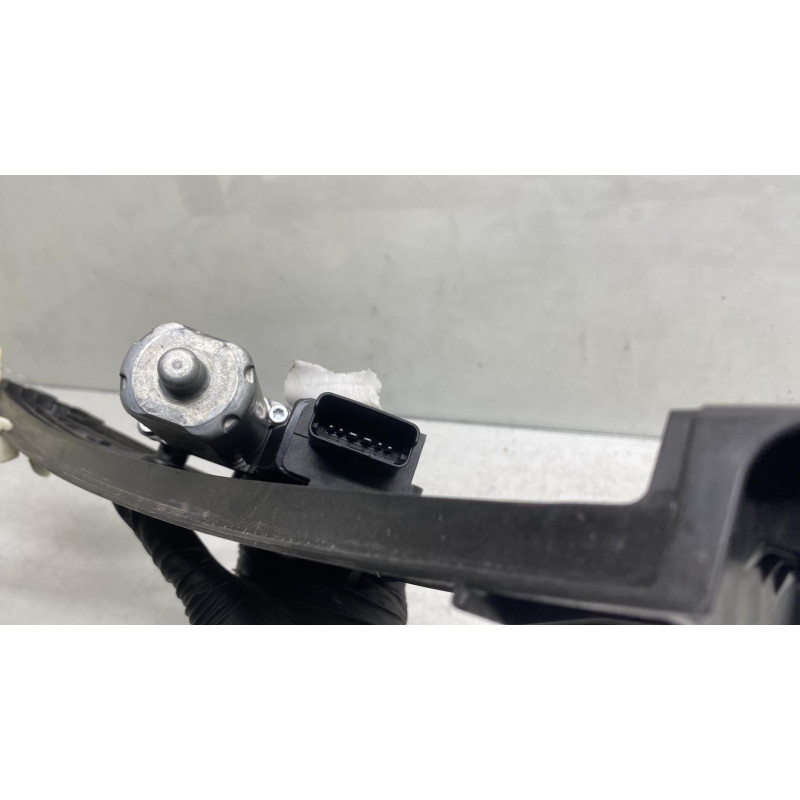 Leve vitre electrique arriere gauche PEUGEOT 3008 2 Photo n°3