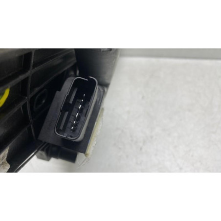 Leve vitre electrique arriere gauche PEUGEOT 3008 2 Photo n°1