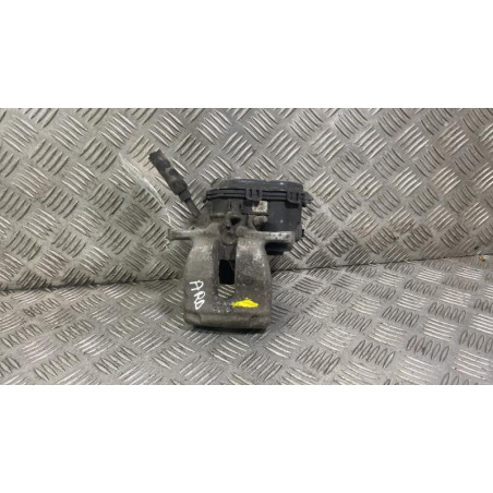 Etrier arriere droit (freinage) MERCEDES CLASSE CLA 117