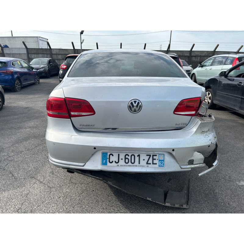 Cremaillere assistee VOLKSWAGEN PASSAT 6 Photo n°16