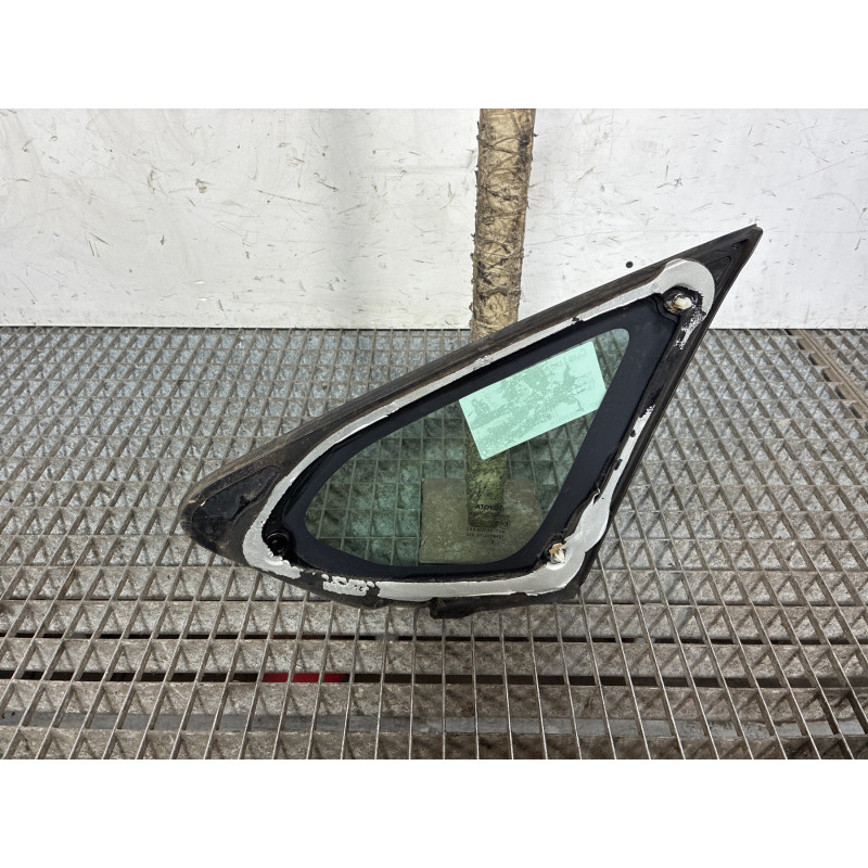 Custode avant droit TOYOTA AURIS 1 Photo n°2