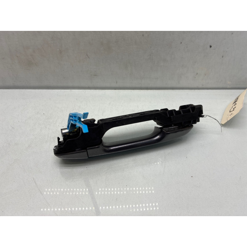 Poignee porte arriere gauche TOYOTA YARIS 3 Photo n°3