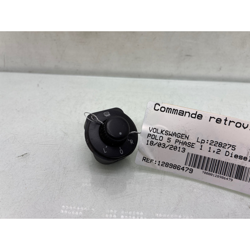 Commande retroviseurs VOLKSWAGEN POLO 5 Photo n°2