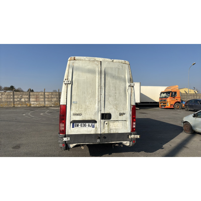 Custode avant droit (porte) IVECO DAILY 3 Photo n°7