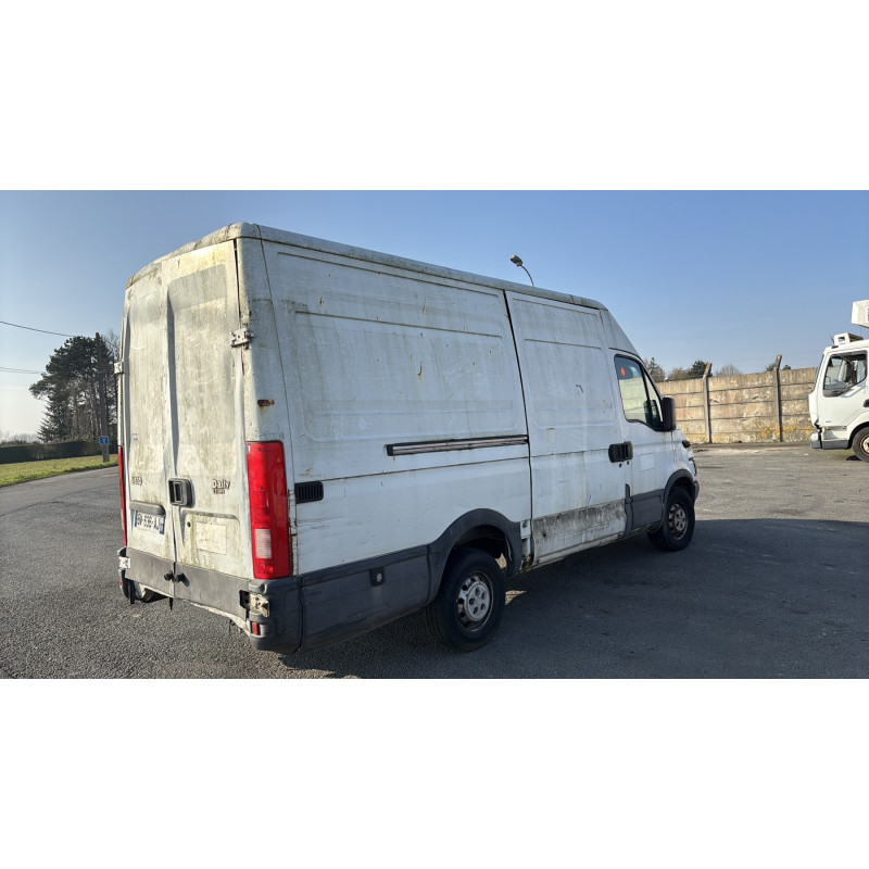 Custode avant gauche (porte) IVECO DAILY 3 Photo n°5